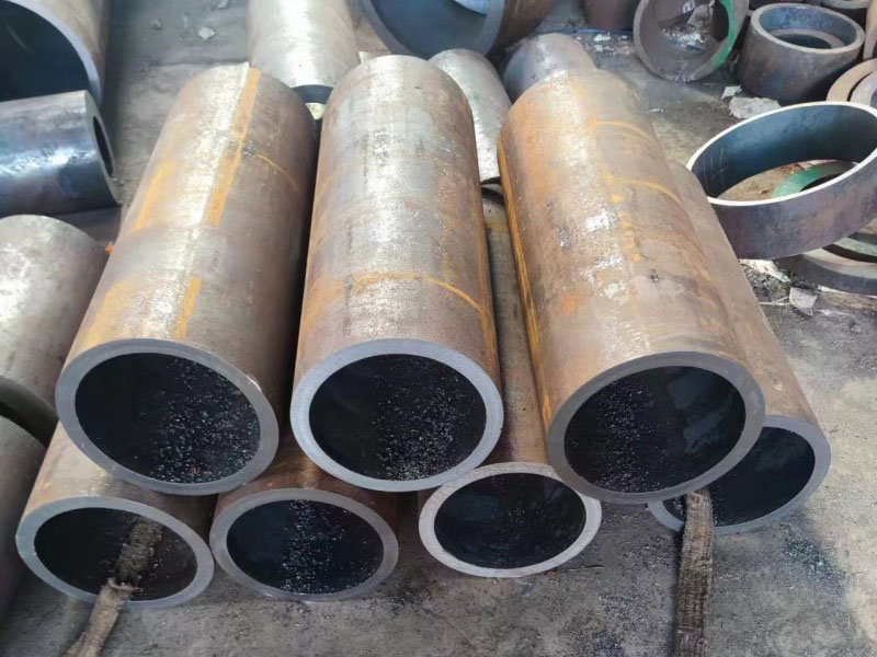 五家渠12Cr1MovG无缝钢管切割